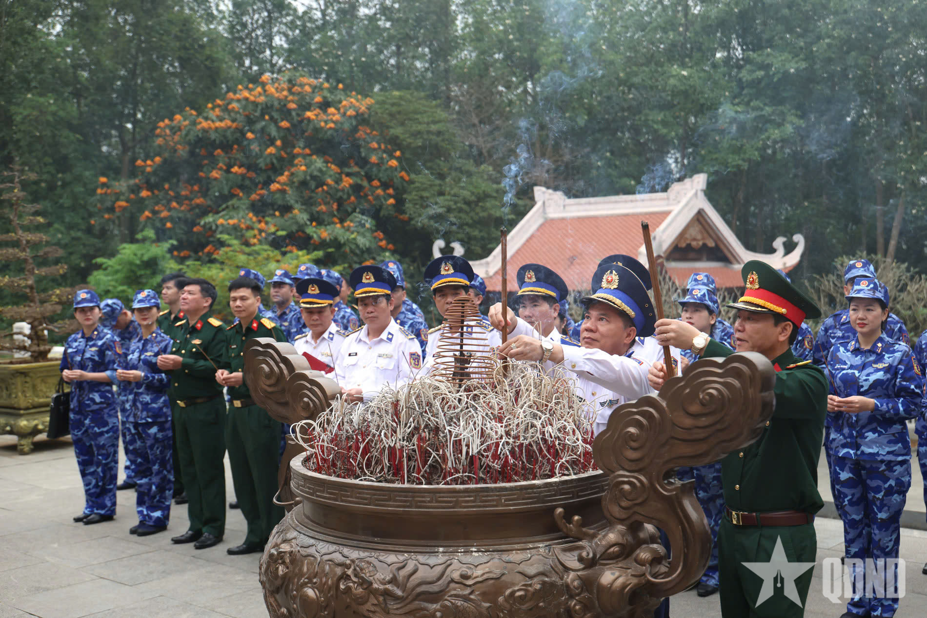 Bộ tư lệnh Cảnh sát biển dâng hương tại Khu di tích K9